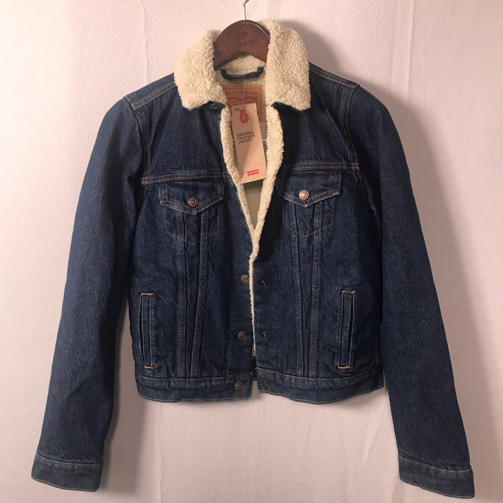 Levi’s fleece lined Trucker Jean Jacket- NWT